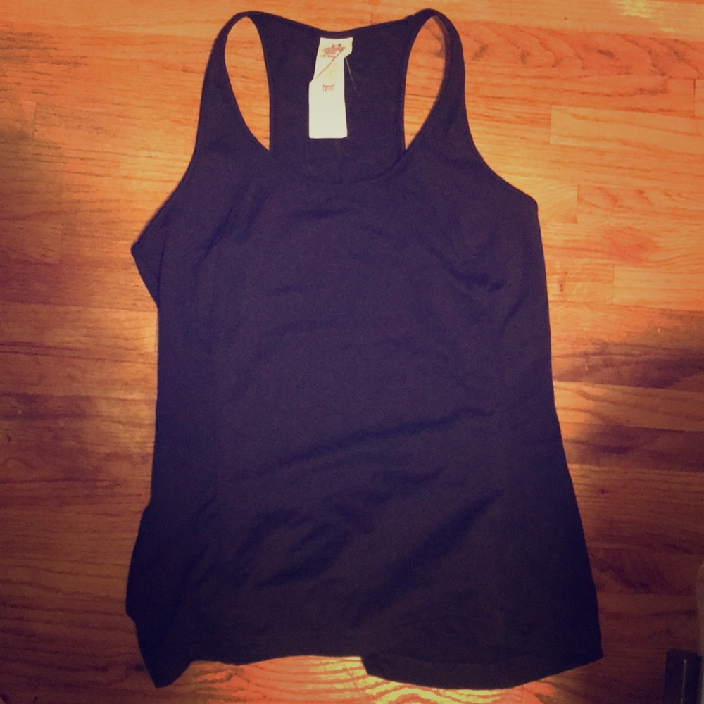 Under Armour tank